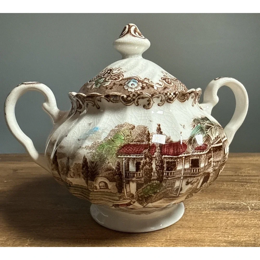 JOHNSON BROTHERS HERITAGE HALL SUGAR BOWL WITH LID